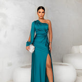Mila™ | Elegante Vestido de Cetim com Fenda Lateral