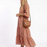 Amara | Vestido Midi Plissado com Estampa Geométrica em V