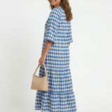 Elodie | Vestido Midi Camadas com Estampa de Diamante