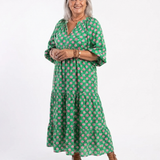 Fiora | Vestido Midi em Camadas com Estampa Floral e Decote em V