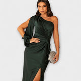 Julie - Vestido elegante com sofisticação