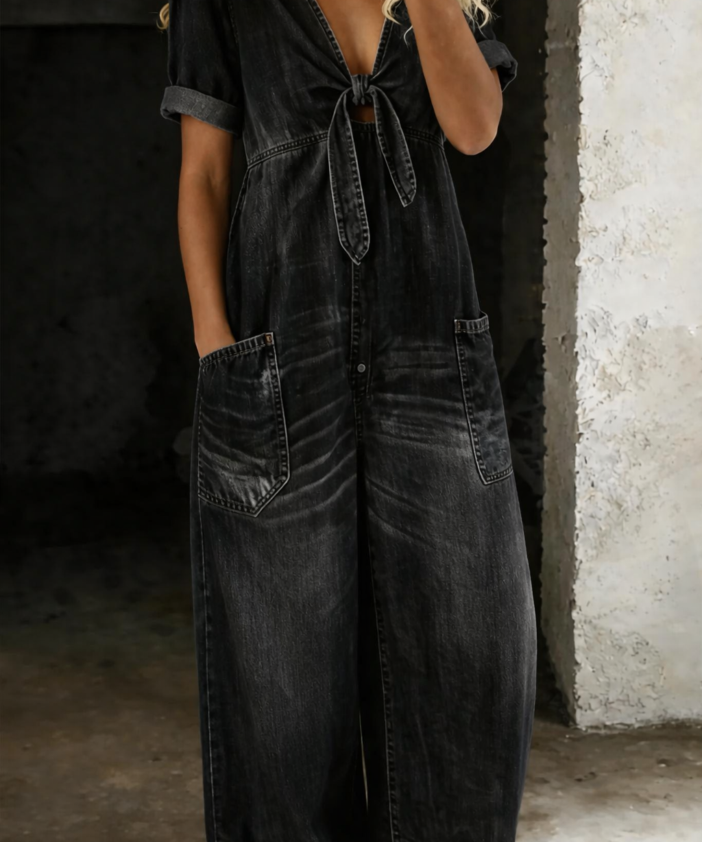 Maya™ | Macacão de denim com decote em V