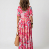 Ione | Vestido Midi Floral de Manga Curta com Decote em V