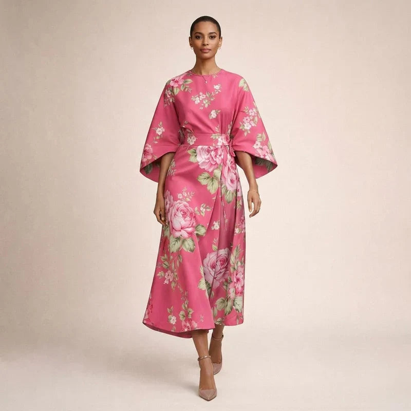 CLEMENTINE | Midi Floral com cintura esculpida e elegância arejada