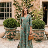 Marina | Vestido Maxi Floral com Decote em V e Mangas Três Quartos