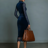 Gabriela - Vestido Midi de Veludo com Decote em V