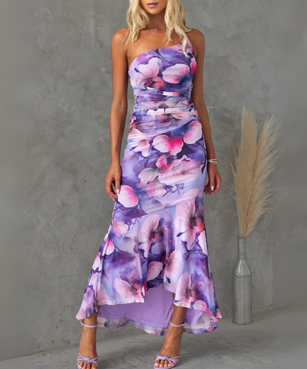 Maud™ | Vestido de Flor Assimétrico com Um Ombro