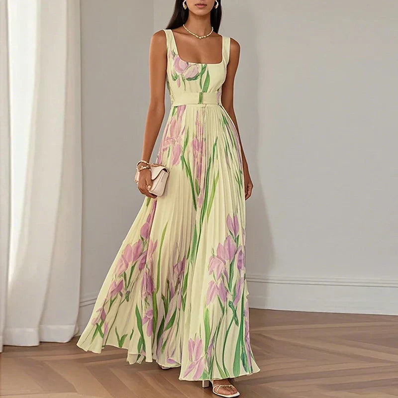 LYRA | Elegante vestido maxi com silhueta de pregas que favorece