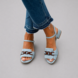 Azzurra | Sandálias em estilo costeiro