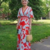 Corinne | Vestido Maxi Floral com Decote em V e Mangas Curtas