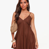 Vestido de Linho Básico Castanho Escuro