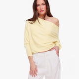 Top de Malha Amarela com 2 Bordas e Mangas 3/4