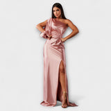 Julie - Vestido elegante com sofisticação